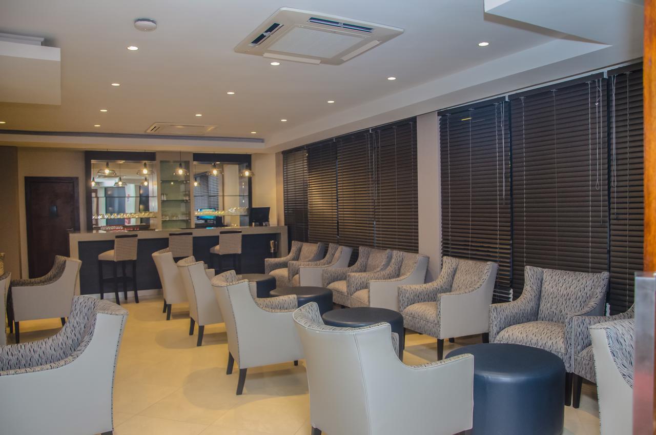 Hotel Selton Kinshasa Buitenkant foto
