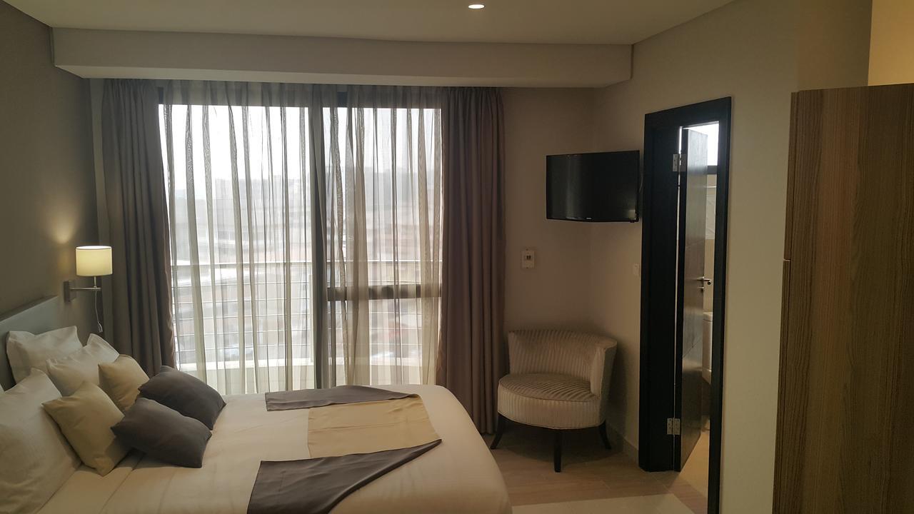 Hotel Selton Kinshasa Buitenkant foto